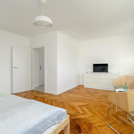 Rycerska Apartments With Parking By Noclegi Renters Posen Exterior foto