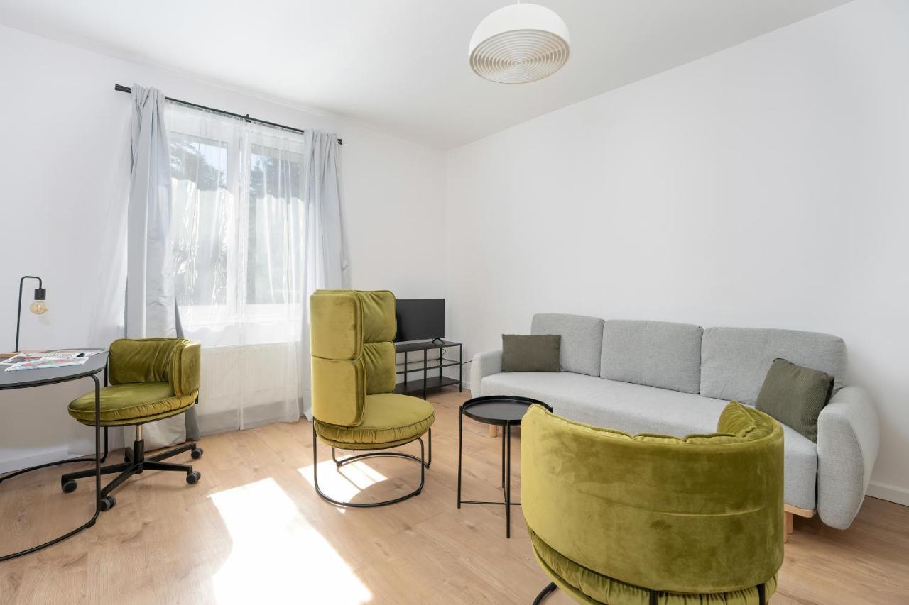 Rycerska Apartments With Parking By Noclegi Renters Posen Exterior foto